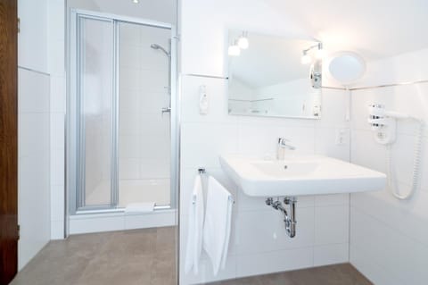 Romantik Waldhotel Mangold Hotel in Bergisch Gladbach