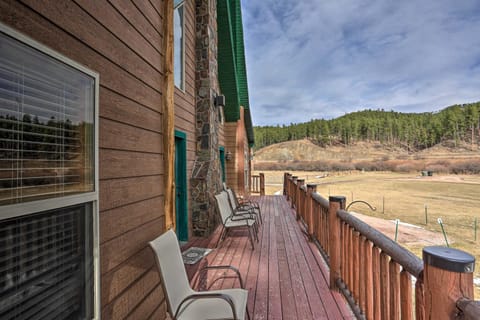 Cabin with On-Site Trails - 15 Miles to Mt Rushmore! Cabin in West Pennington