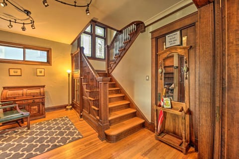 Pet-Friendly Sheboygan Home, 1 Mi to Lake Michigan House in Sheboygan