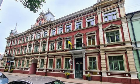 Property building, Facade/entrance
