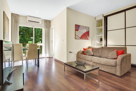 Living room, air conditioner