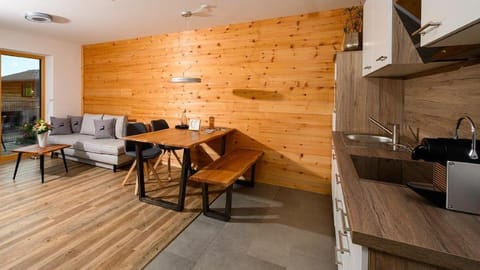 Kitchen or kitchenette, Living room, Seating area, Dining area