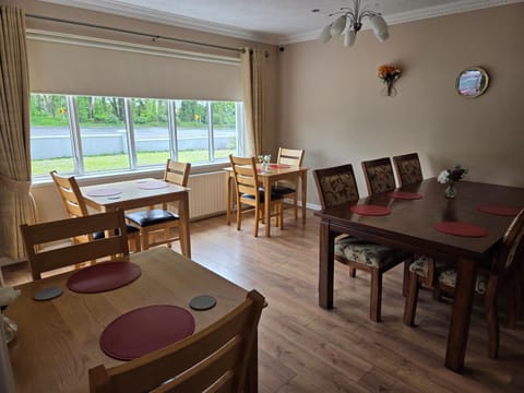 Dining area, Breakfast
