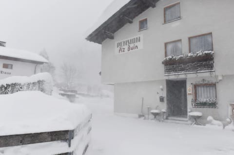 Property building, Winter