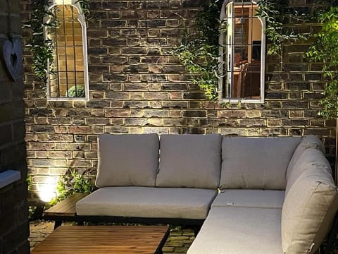 Patio, Garden, Seating area