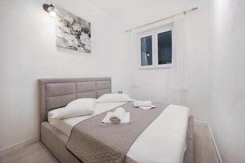 Apartment A8 Igrane Apartment in Split-Dalmatia County