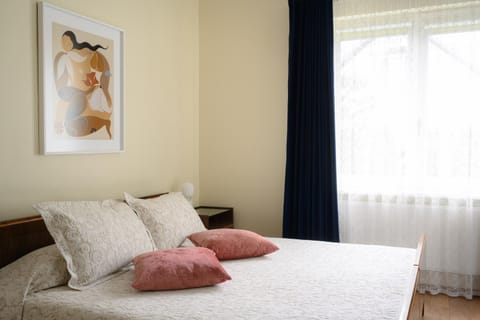 Bed, Decorative detail, Bedroom