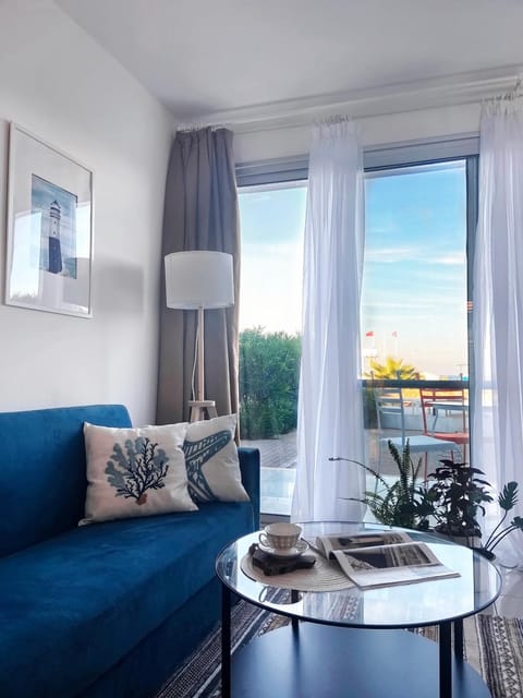 View (from property/room), Balcony/Terrace, Seating area