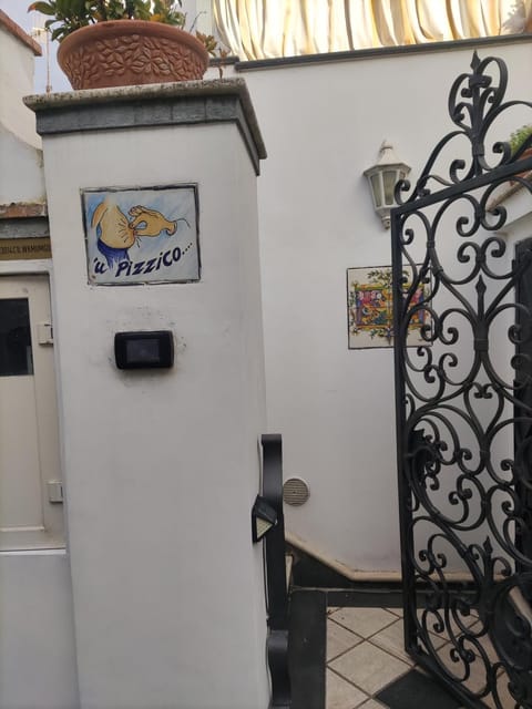 Property building, Property logo or sign