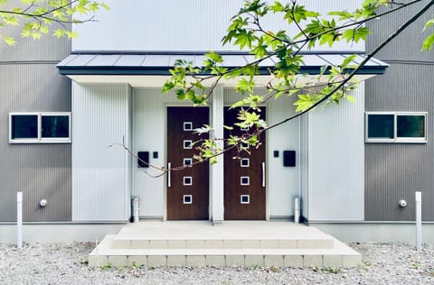 Facade/entrance, Summer