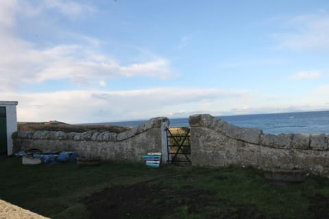 Natural landscape, Sea view, Area and facilities