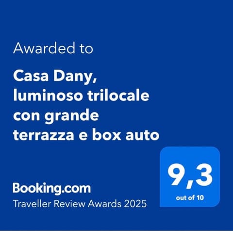 Casa Dany, luminoso trilocale con grande terrazza, box auto e AC Apartment in Santa Margherita Ligure