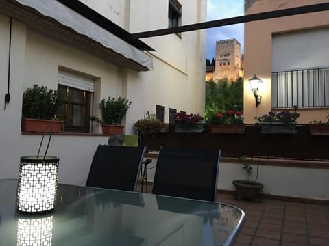 Balcony/Terrace, Garden view, Landmark view