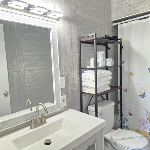 LAKE GEORGE FAMILY VACATION HOME House in Queensbury