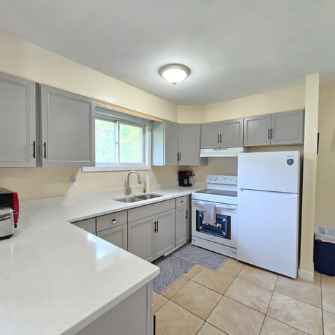 LAKE GEORGE FAMILY VACATION HOME House in Queensbury