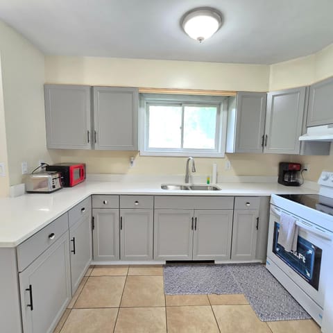 LAKE GEORGE FAMILY VACATION HOME House in Queensbury