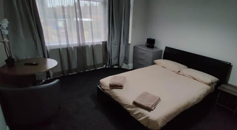 Just Like Home Bed and Breakfast in Bristol