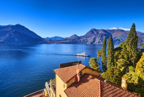 Romantic house Apartment in Varenna