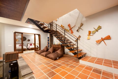 Property building, Seating area