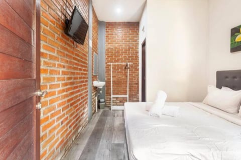 The Backyard House Bed and Breakfast in Kediri