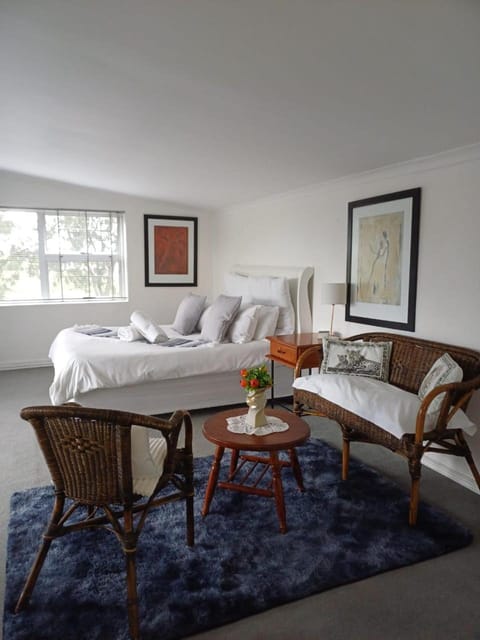 sunny get away for a family of 4 Apartment in Cape Town