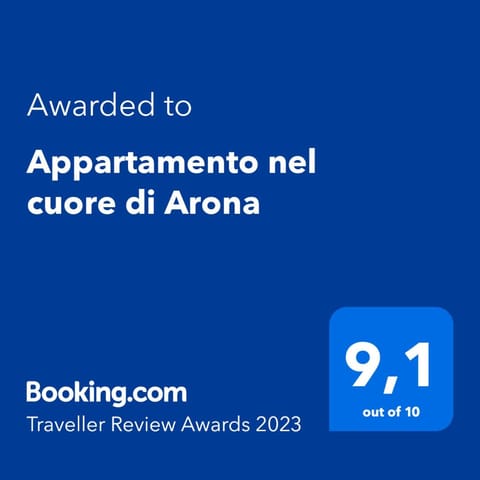Appartamento nel cuore di Arona - box privato Apartment in Arona