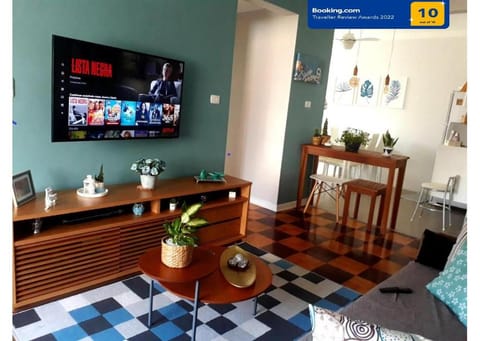 Communal lounge/ TV room, TV and multimedia, Living room, Seating area, Entertainment, locker