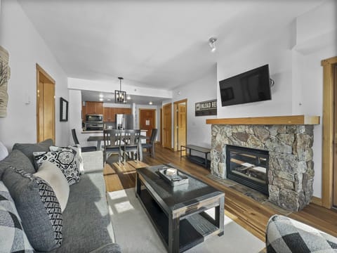PP416 Passage Point condo Apartment in Copper Mountain