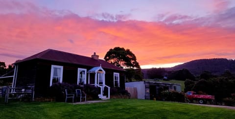 Ruby's Cottage Farm Stay Farm Stay in Port Arthur