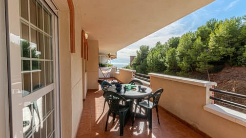 797 Holiday Rentals- Piso con amplia terraza a solo 1 min de la playa Apartment in Benalmadena