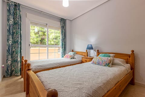 797 Holiday Rentals- Piso con amplia terraza a solo 1 min de la playa Apartment in Benalmadena