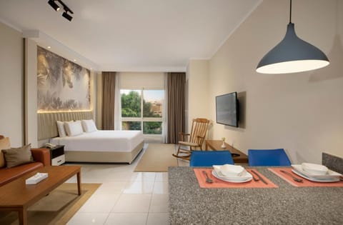 Bed, Living room, Photo of the whole room, Bedroom