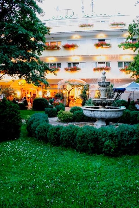 Property building, Garden