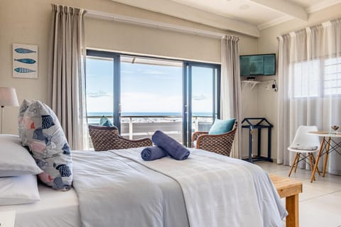 Seating area, Bedroom, Sea view