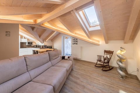 Sweet Dolomites Sauna & Jacuzzi Apartment in Trentino-South Tyrol