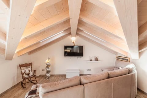 Sweet Dolomites Sauna & Jacuzzi Apartment in Trentino-South Tyrol