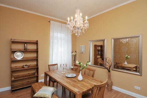 Other, Photo of the whole room, Decorative detail