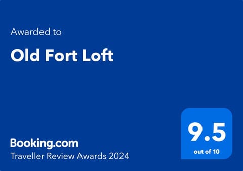 Old Fort Loft King & Queen suites nearest accomodation to Marshals Museum power your EV for free! Apartment in Fort Smith