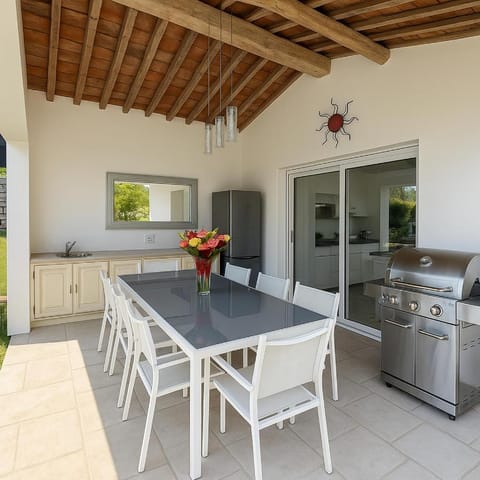 Villa moderne ***** proche mer et montagne . Villa in Vence