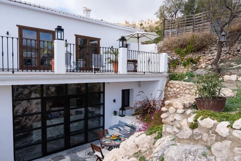 Property building, Patio