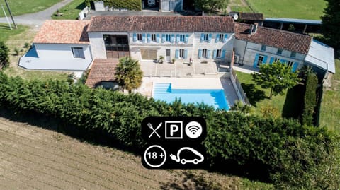Property building, Pool view, Swimming pool