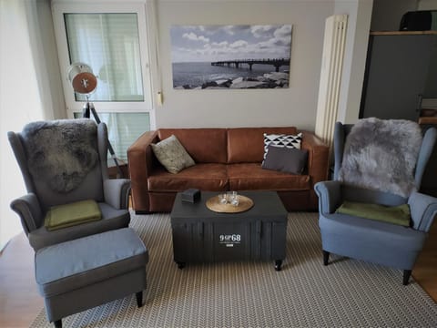 Living room, Seating area, Floor plan