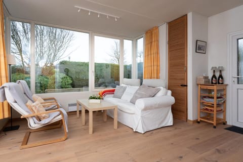 Welcome in - Vakantiewoning met ruime tuin en open haard I Horizon 3 Renesse Apartment in Renesse