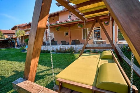 Patio, Seating area