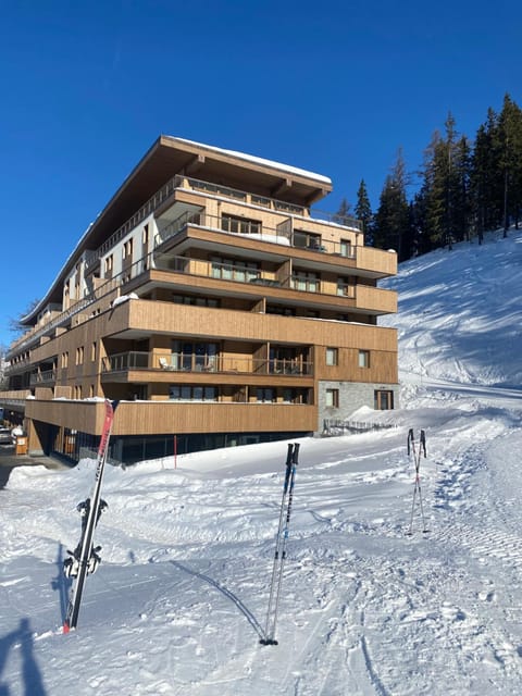Property building, Winter