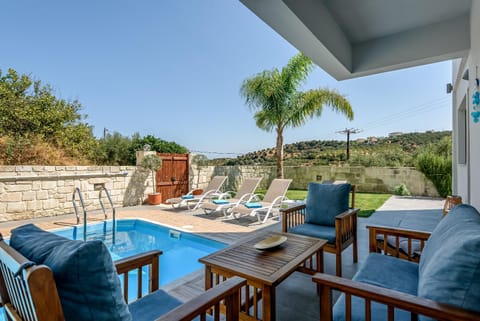 Patio, Swimming pool