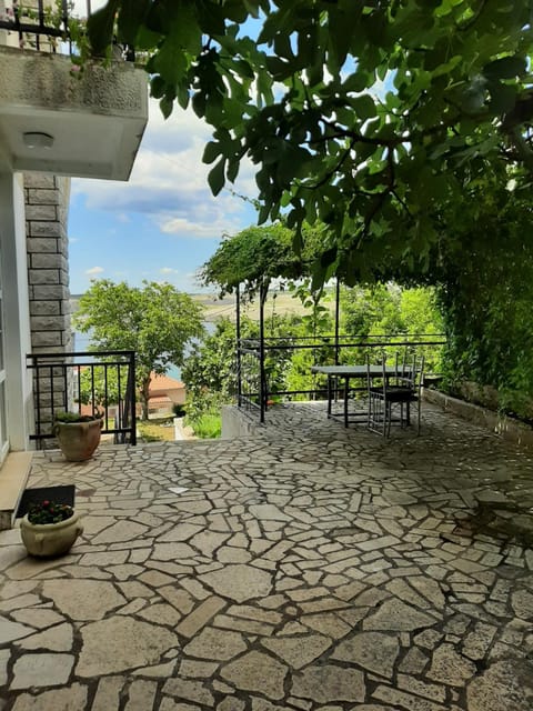 Patio, Garden