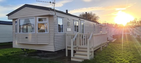 Property building, Spring