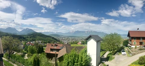 Neighbourhood, Mountain view