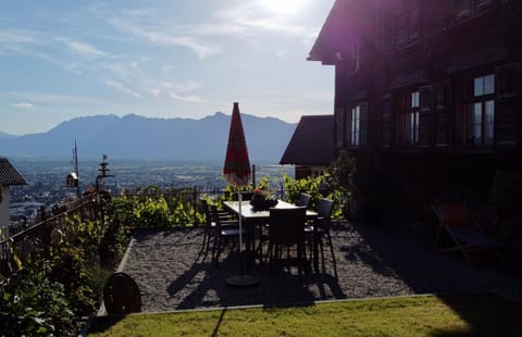 Garden, Mountain view